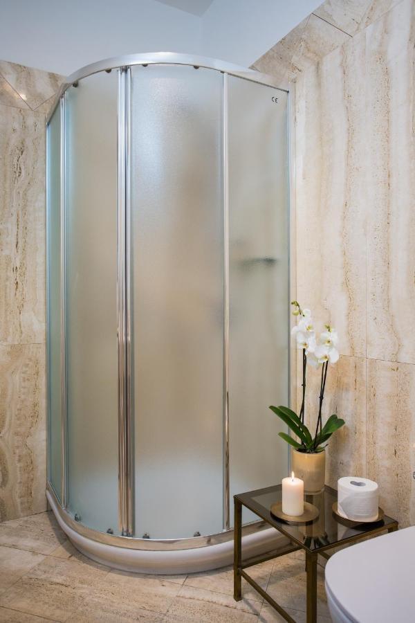 Domus Regola Luxury Apartment Rom Exterior foto
